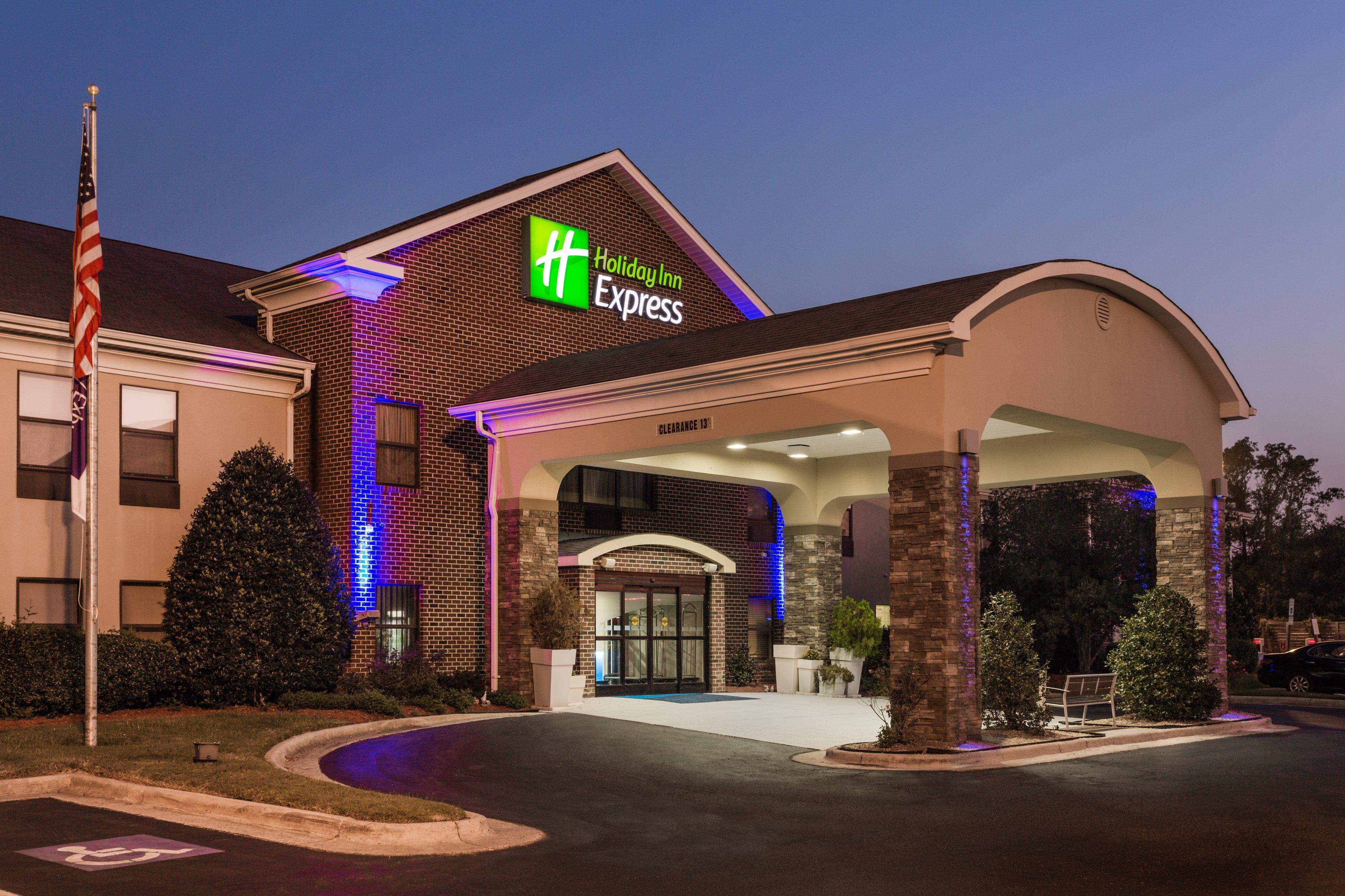 Holiday Inn Express - Plymouth By Ihg Екстер'єр фото